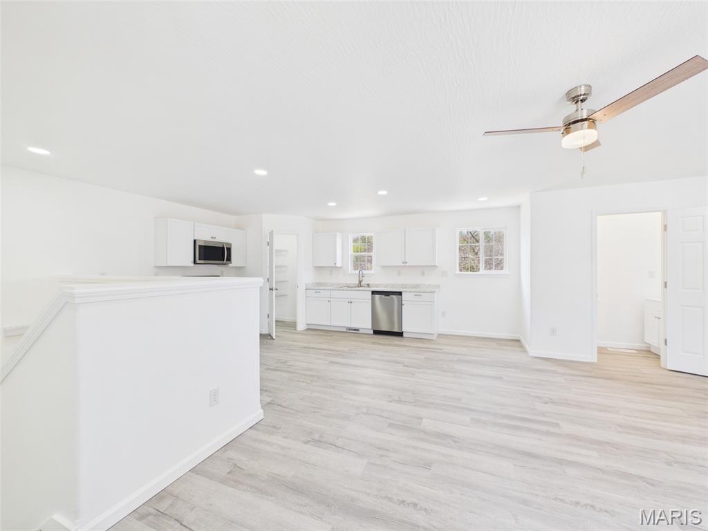 16201 Haidyn Road, Unit B St. Robert, MO 65584 - Photo 7 of 17