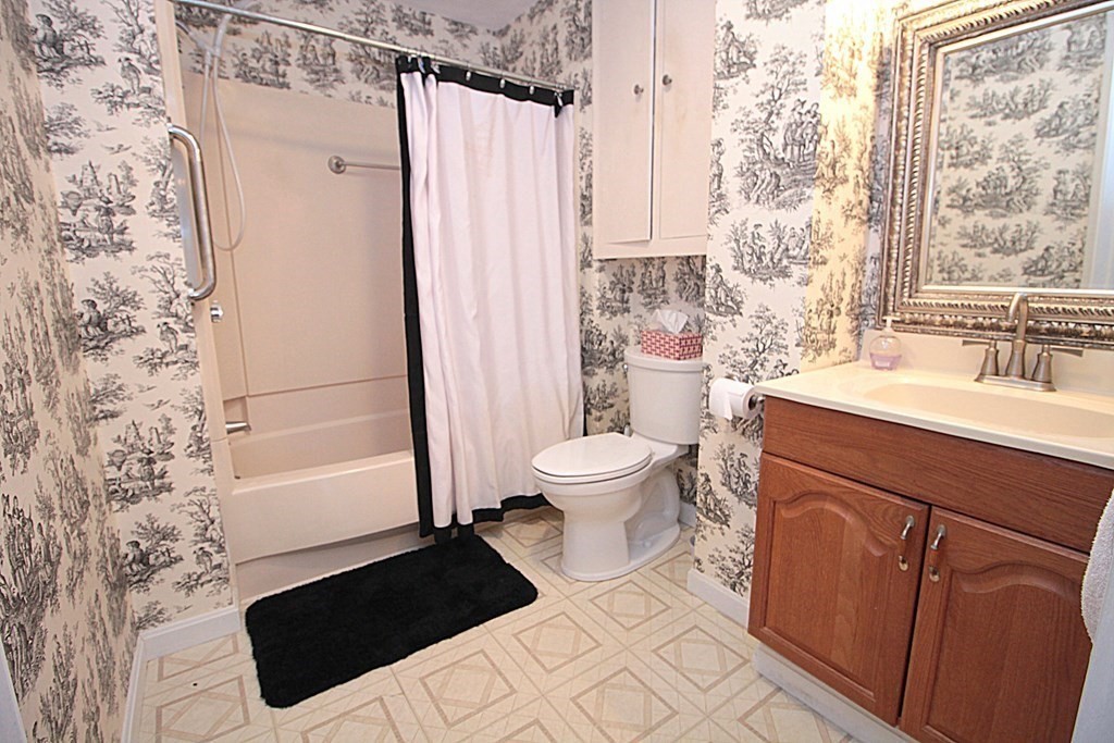 58 Markham Road East Longmeadow, MA 01028 - Photo 27 of 39 Gallery Image 27