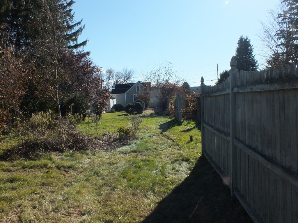 58 Markham Road East Longmeadow, MA 01028 - Photo 37 of 39 Gallery Image 37