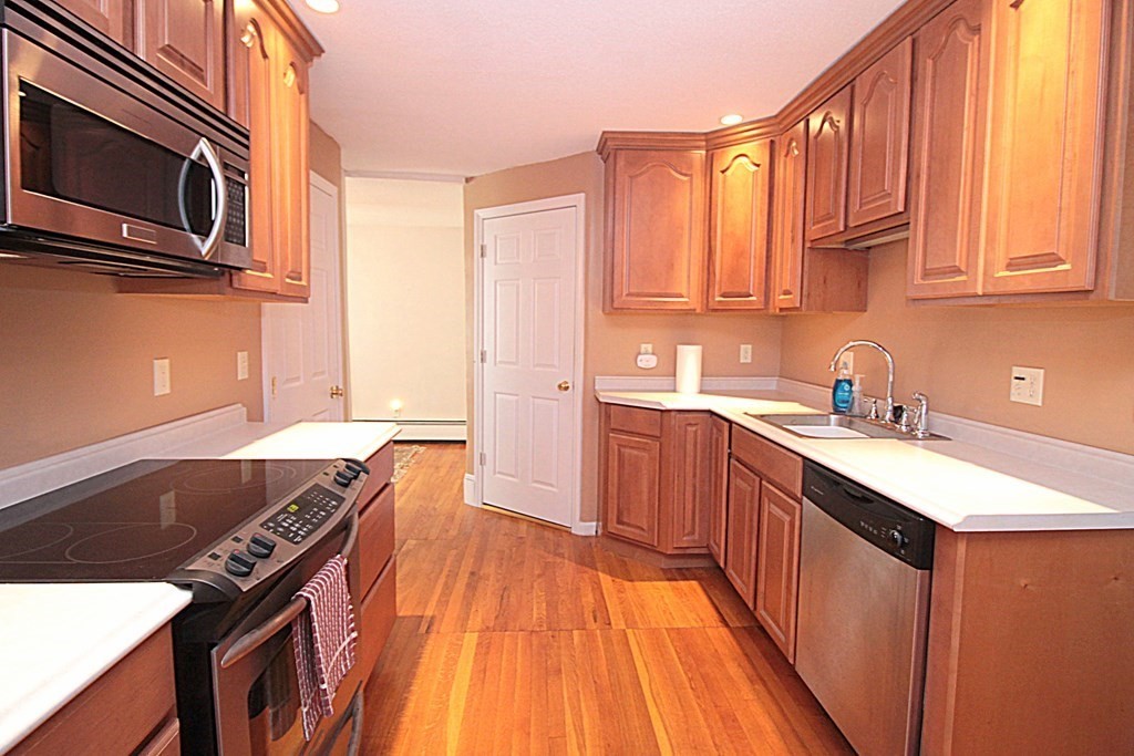 58 Markham Road East Longmeadow, MA 01028 - Photo 9 of 39 Gallery Image 9