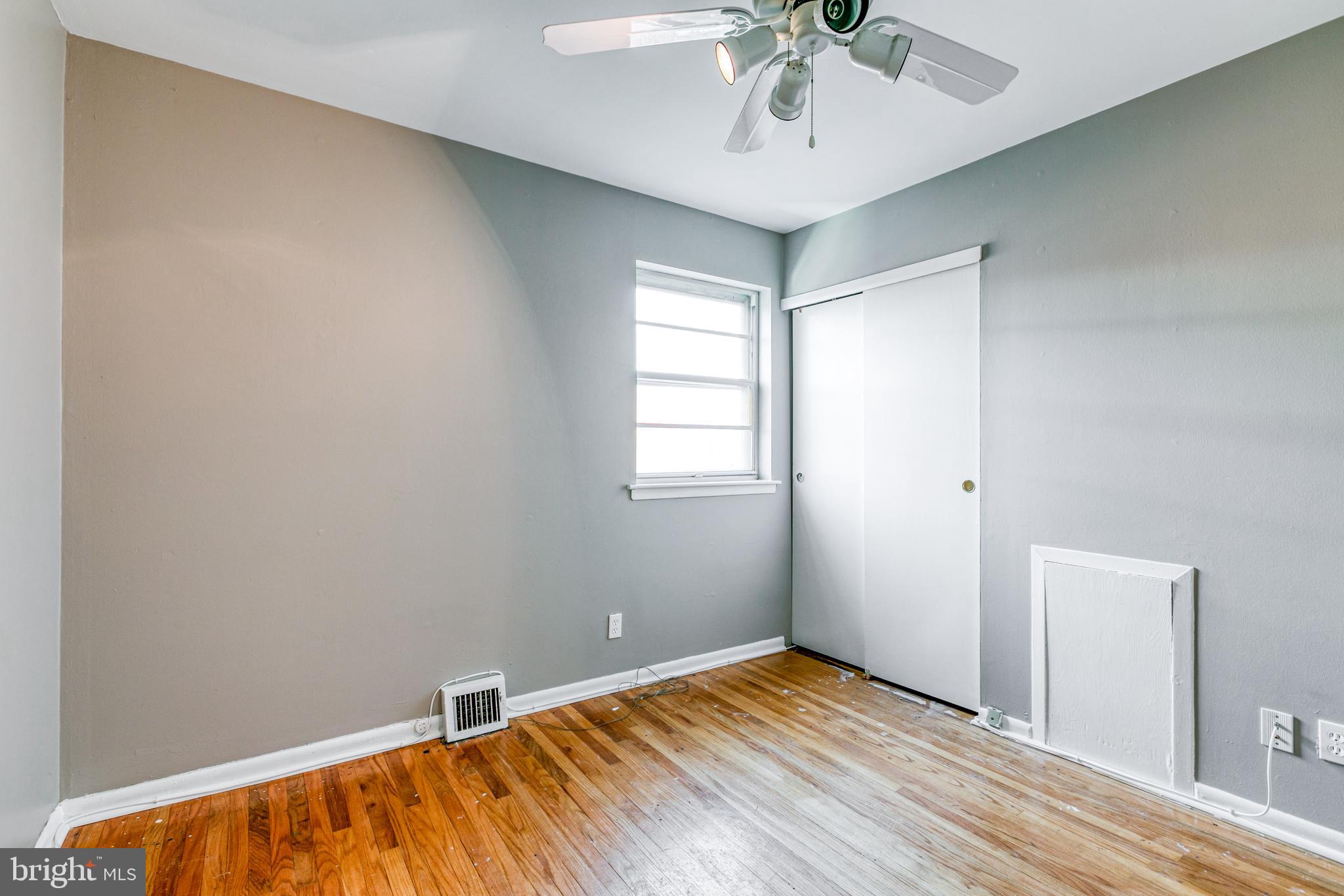 11112 Ridgeway Street Philadelphia, PA 19116 - Photo 21 of 31 Bedroom 2