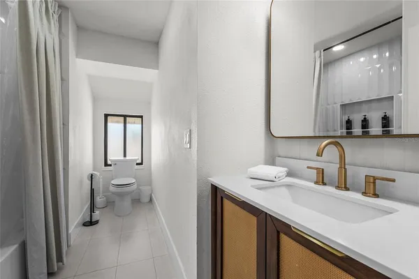 $2,995,000 | 519 Loquat Drive, Anna Maria, FL 34216