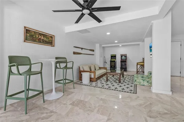 $2,995,000 | 519 Loquat Drive, Anna Maria, FL 34216
