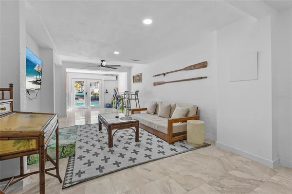 $2,995,000 | 519 Loquat Drive, Anna Maria, FL 34216