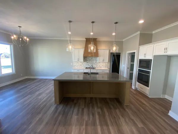 $498,612 | 5950 Forbes Court, Bel Aire, KS 67220