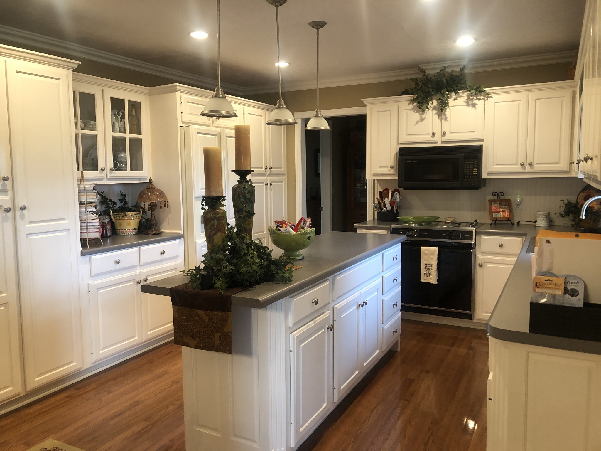 1656 Red Boiling Springs Road Lafayette, TN 37083 - Photo 17 of 38