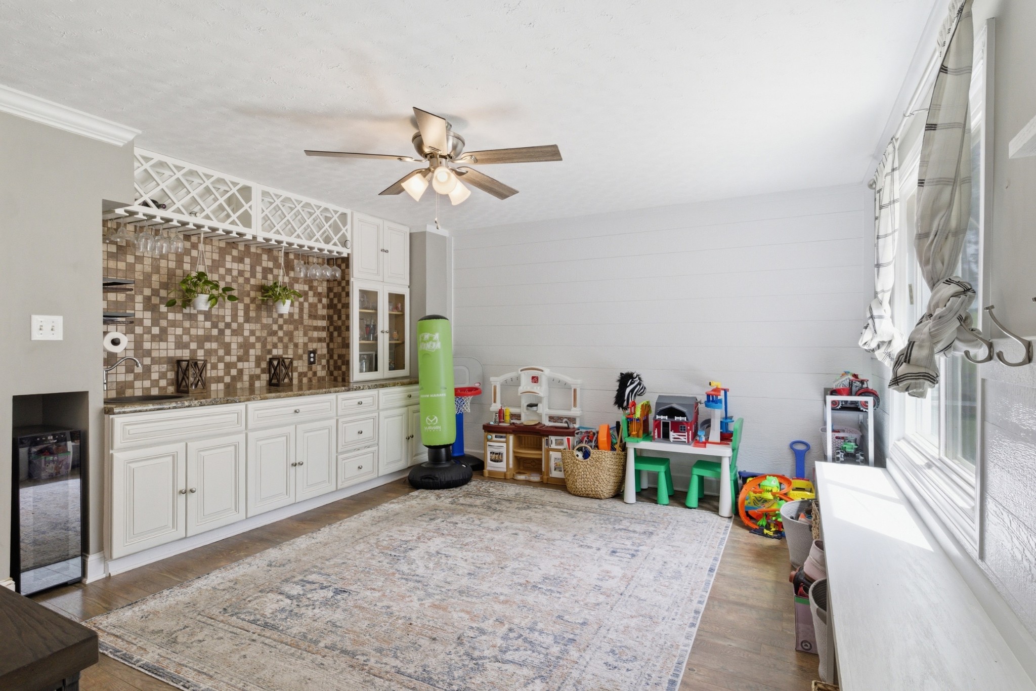 2540 Carl Fox Road Cornersville, TN 37047 - Photo 23 of 48 a very nice looking room with a large window