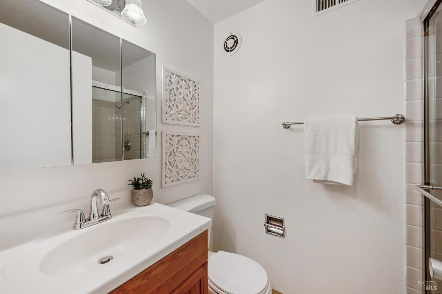 96 Forest Lane San Rafael, CA 94903 - Photo 22 of 58