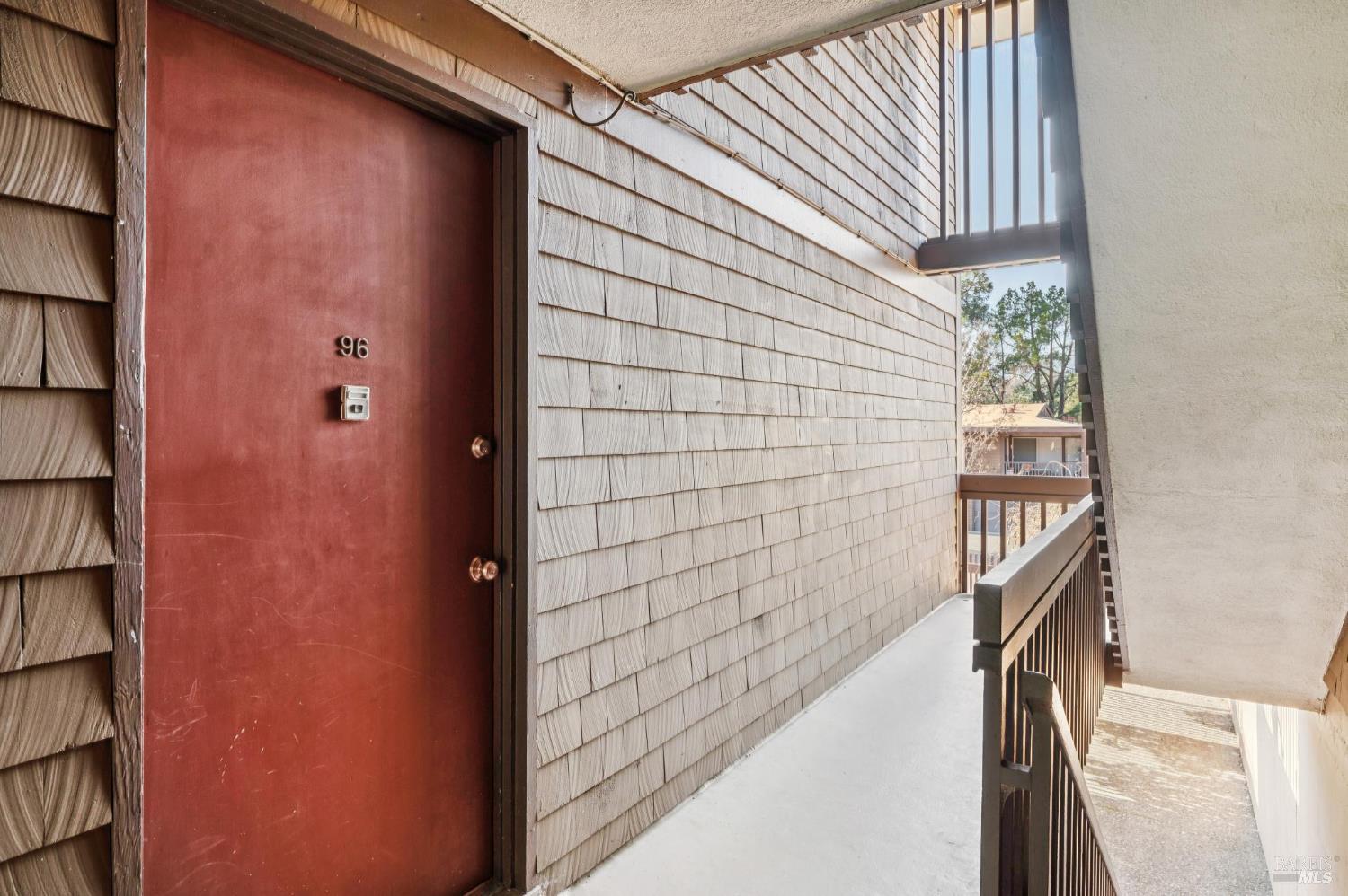 96 Forest Lane San Rafael, CA 94903 - Photo 3 of 58