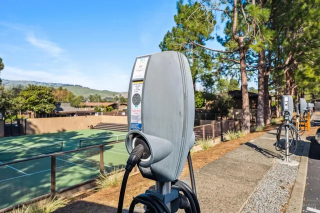 $499,000 | 96 Forest Lane, San Rafael, CA 94903