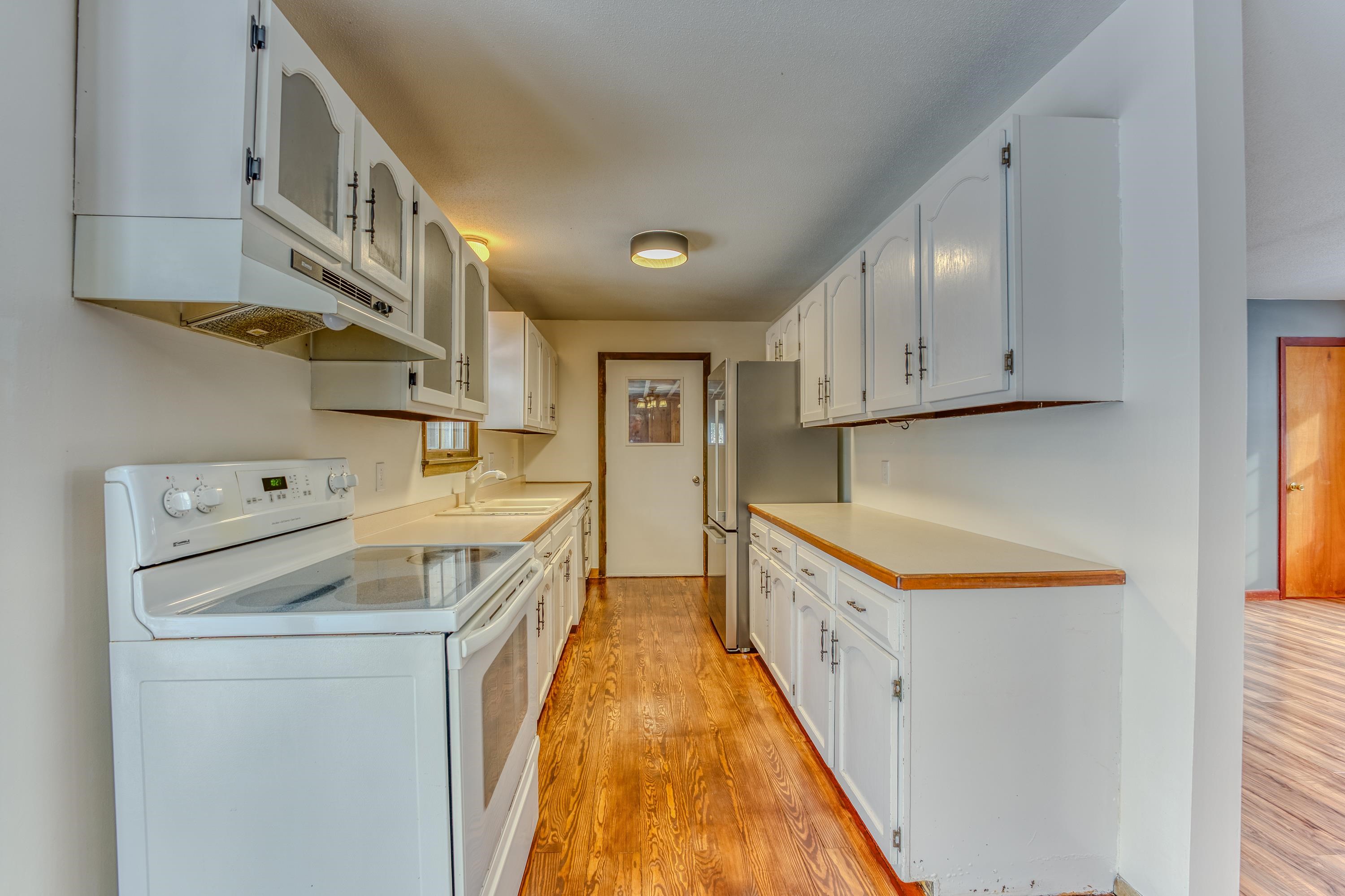 22 Winter Street Littleton, NH 03561 - Photo 11 of 42