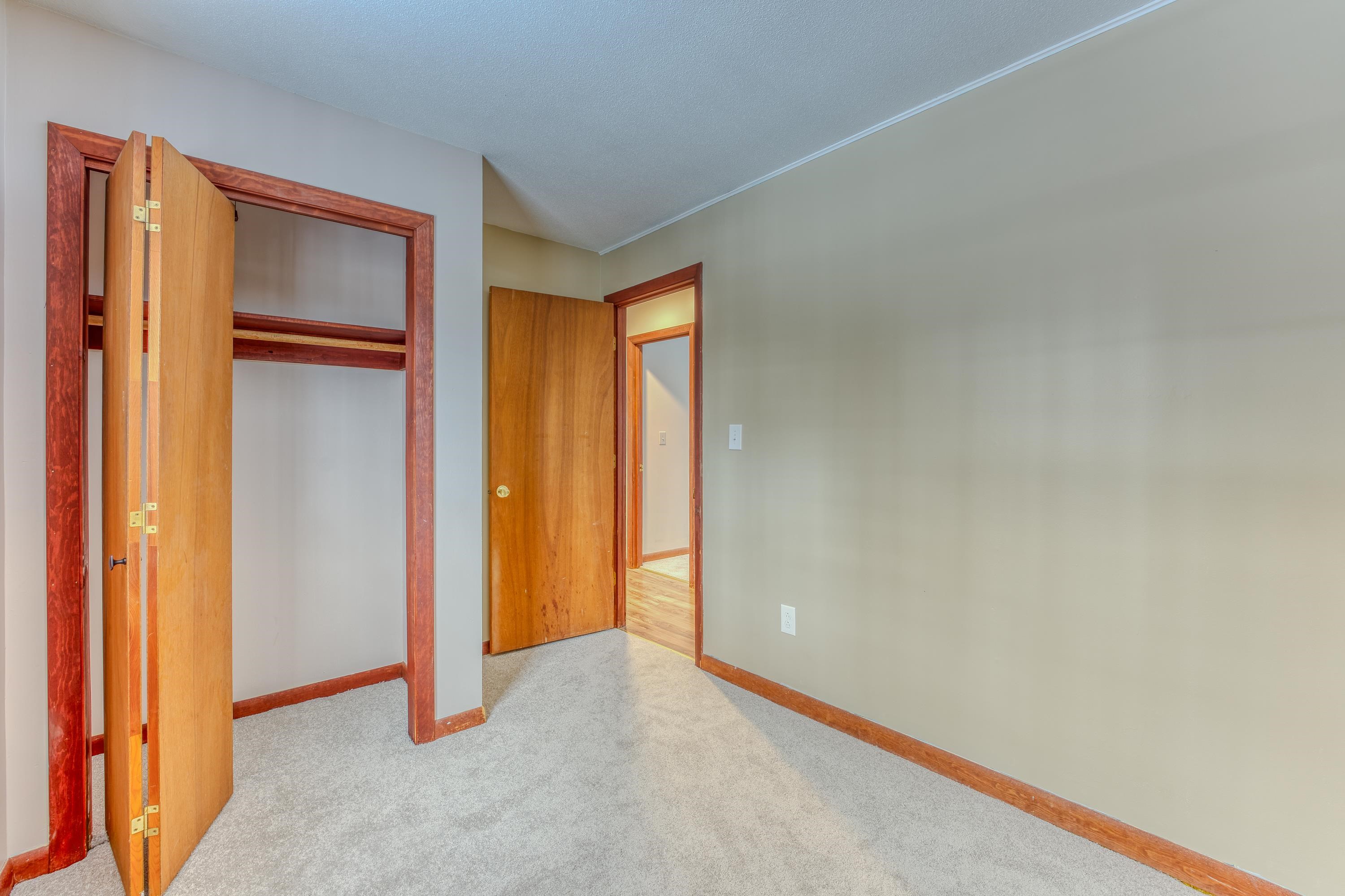 22 Winter Street Littleton, NH 03561 - Photo 18 of 42