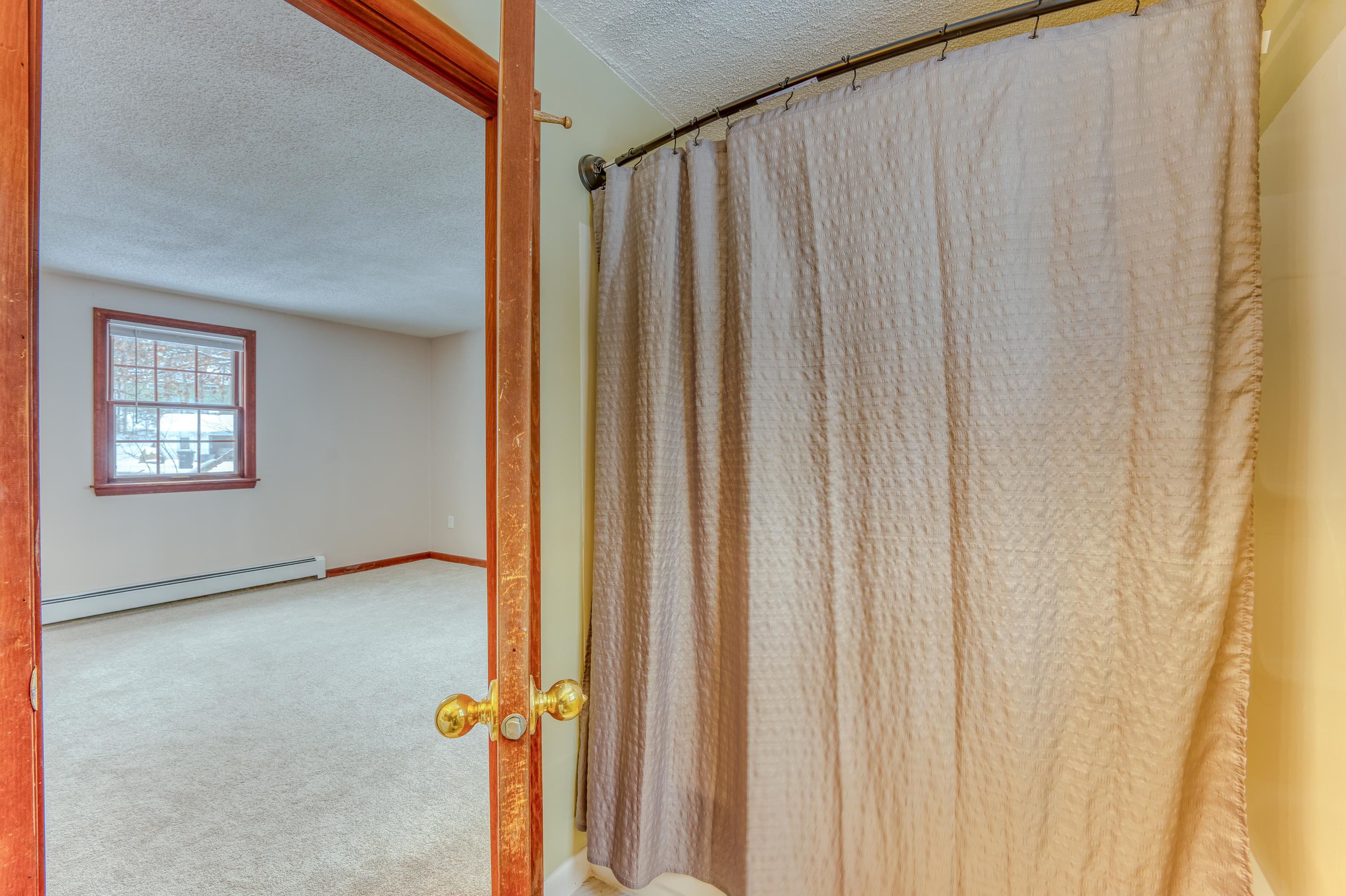 22 Winter Street Littleton, NH 03561 - Photo 21 of 42