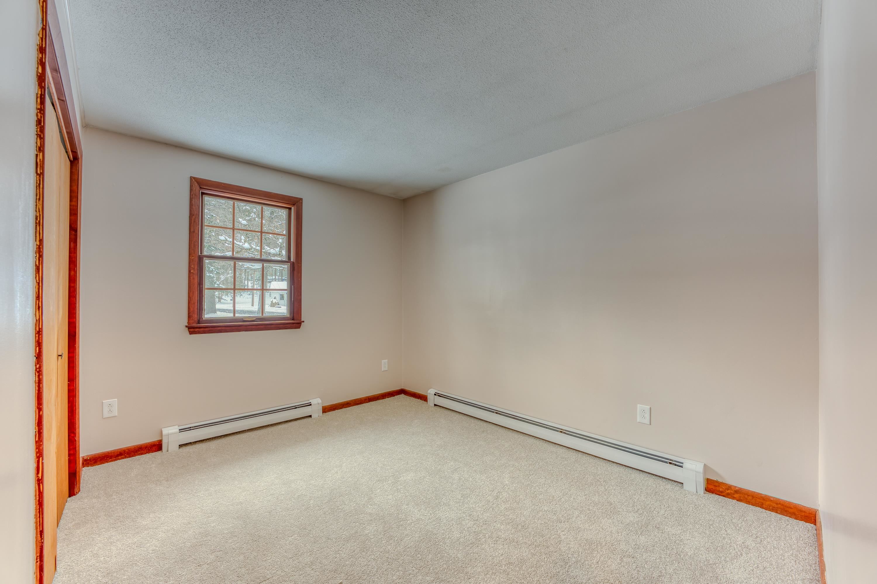 22 Winter Street Littleton, NH 03561 - Photo 22 of 42