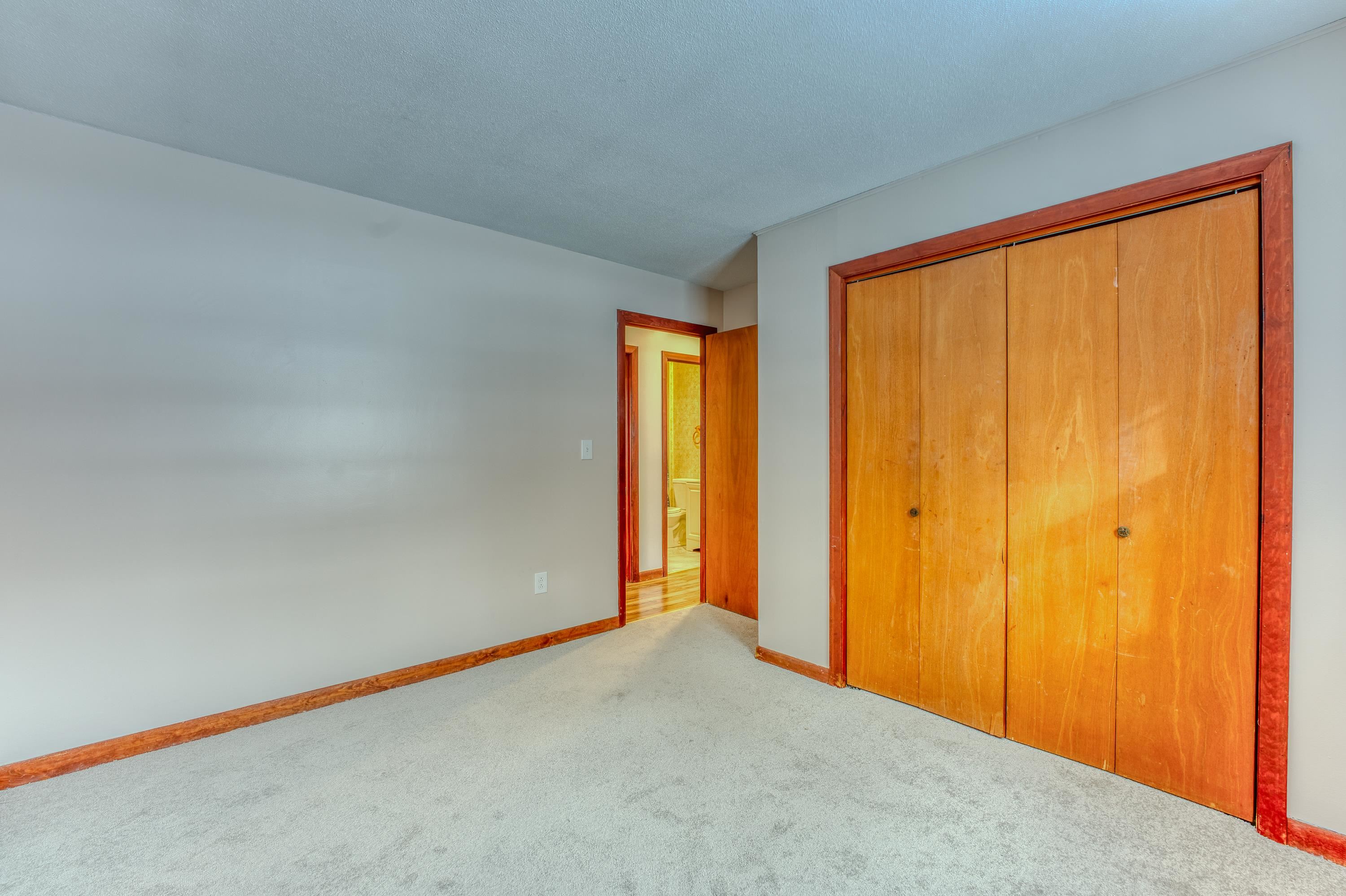 22 Winter Street Littleton, NH 03561 - Photo 23 of 42