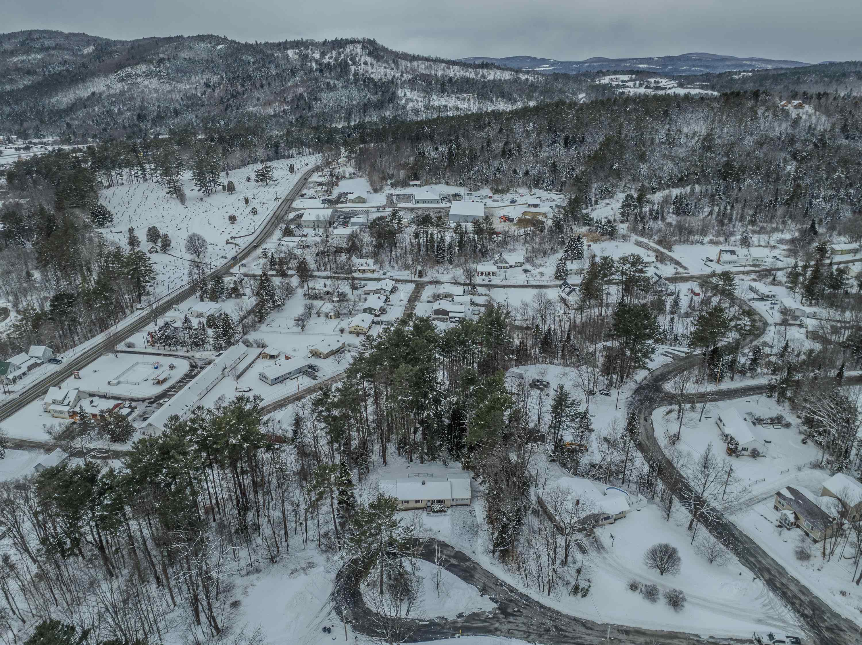 22 Winter Street Littleton, NH 03561 - Photo 38 of 42