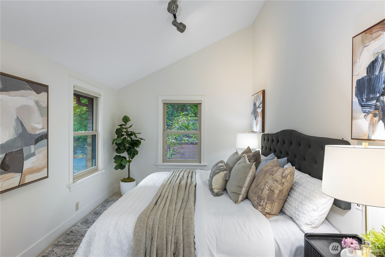 14026 Riviera Place Northeast Seattle, WA 98125 - Photo 23 of 39