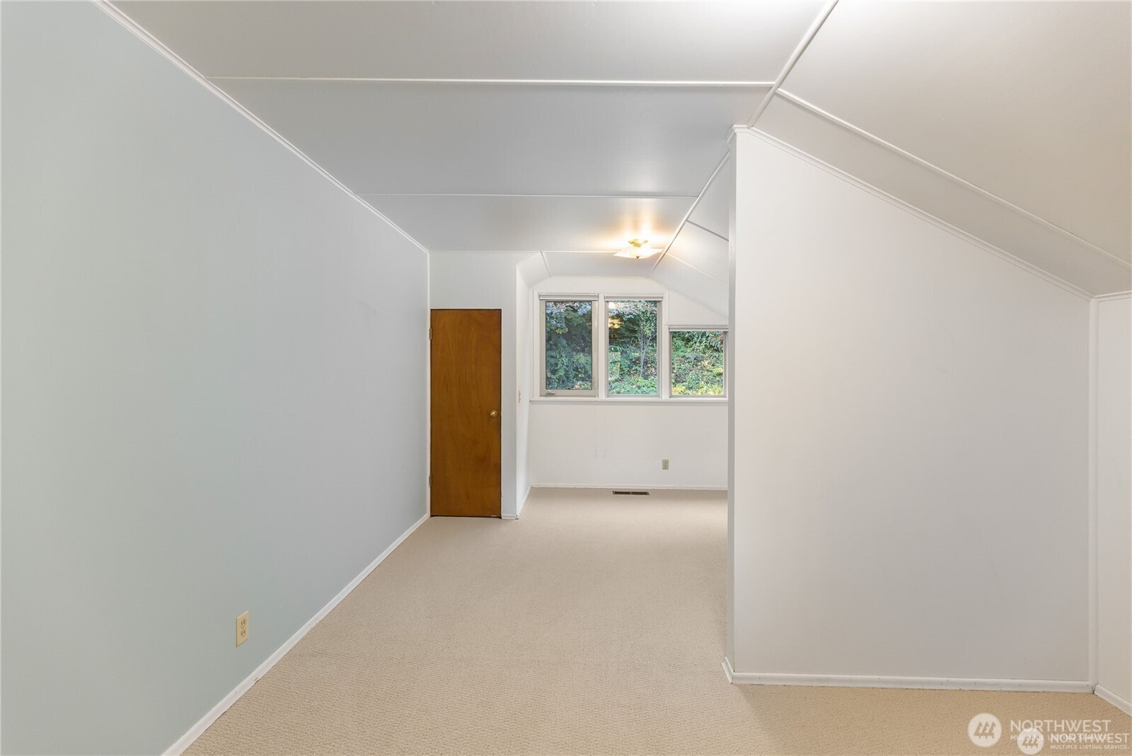 14026 Riviera Place Northeast Seattle, WA 98125 - Photo 32 of 39