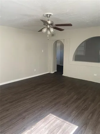 $1,750 | 5015 Dupont Drive, Dallas, TX 75216