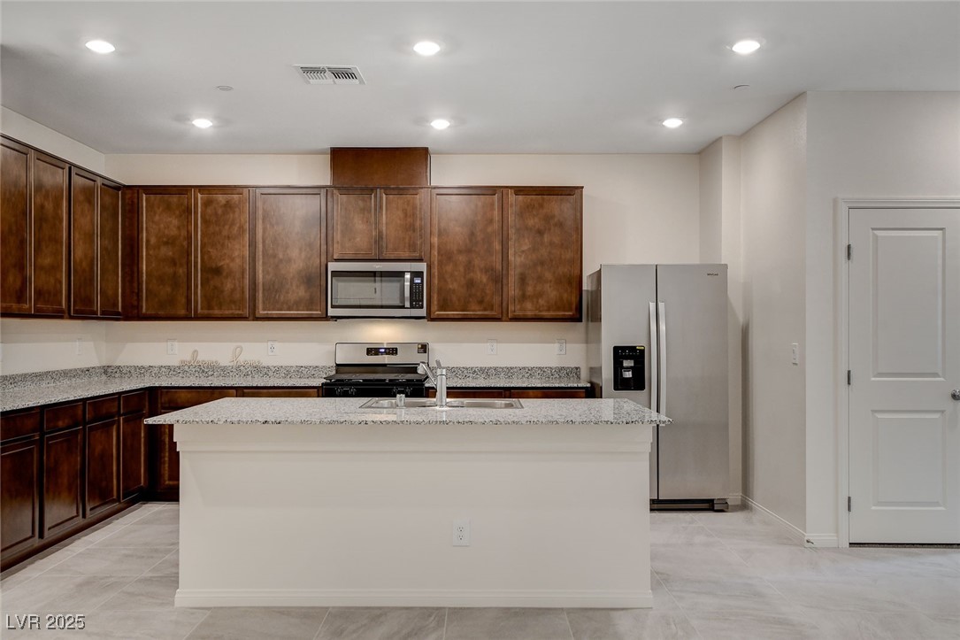 2620 Ercolano Street Henderson, NV 89044 - Photo 11 of 38