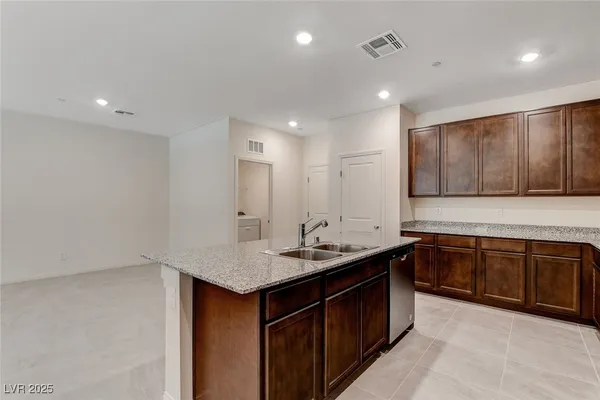 $2,190 | 2620 Ercolano Street, Henderson, NV 89044