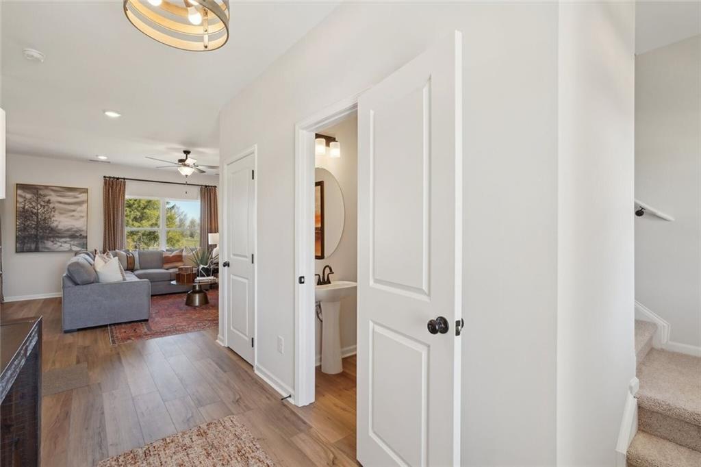 623 Mountaintop Road Southwest Cartersville, GA 30120 - Photo 3 of 39