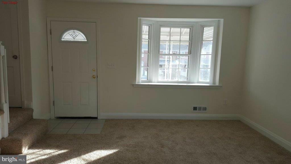 8664 Rock Oak Road Baltimore, MD 21234 - Photo 2 of 30 Living Room
