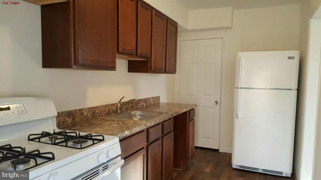 8664 Rock Oak Road Baltimore, MD 21234 - Photo 9 of 30 Kitchen