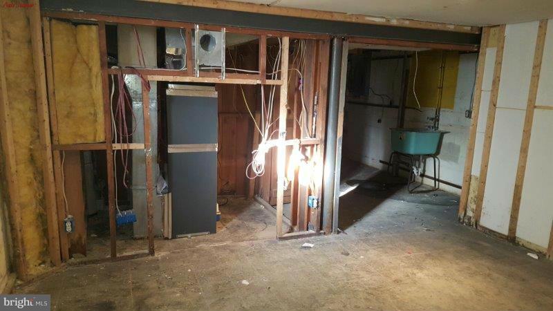 8664 Rock Oak Road Baltimore, MD 21234 - Photo 10 of 30 Basement