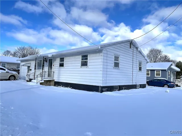 $189,900 | 321 Craigie Street, Salina, NY 13206