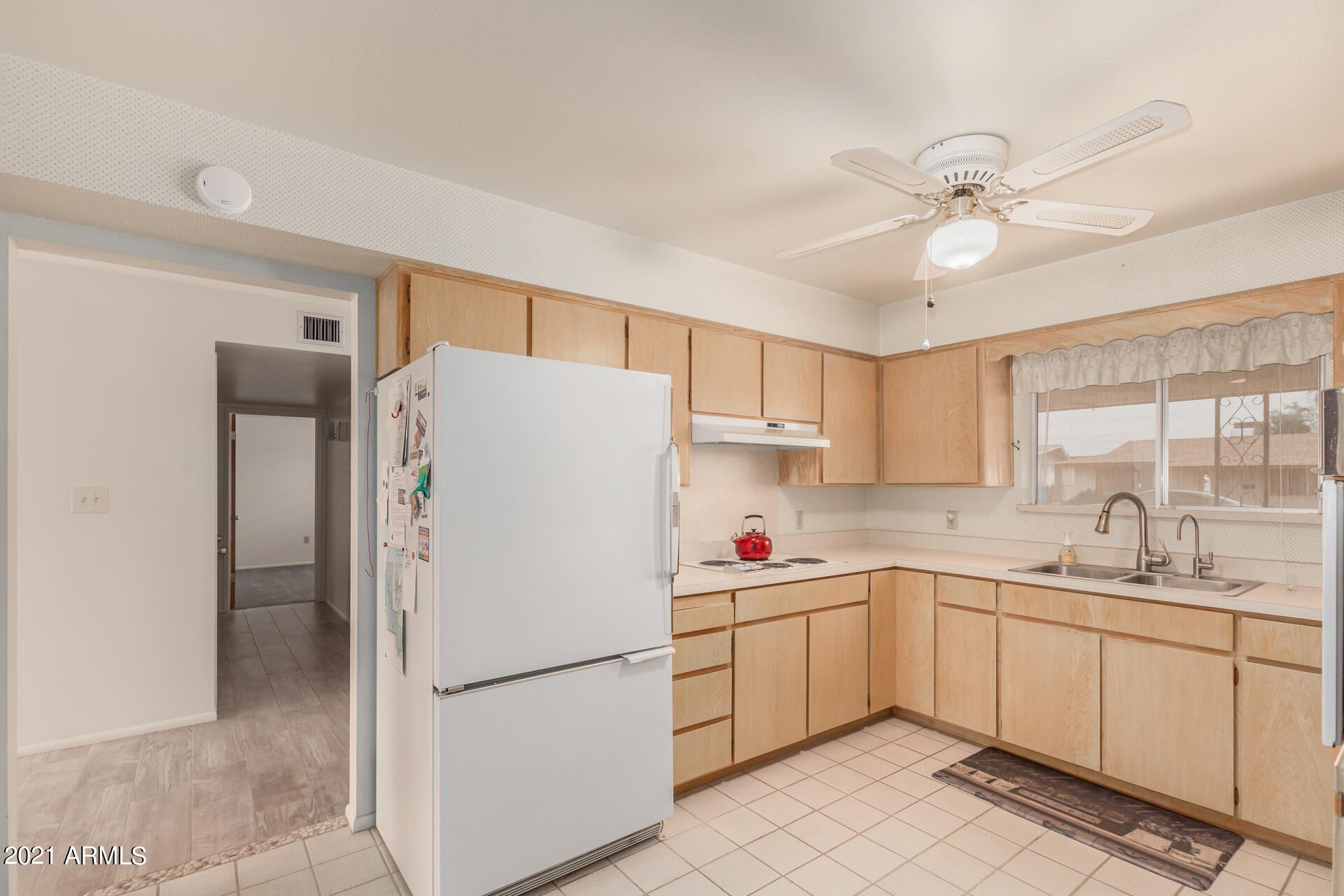 5708 Casper Road Mesa, AZ 85205 - Photo 12 of 30 Kitchen