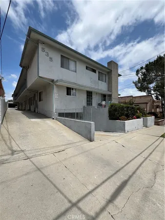 $1,900 | 535 East Hazel Street, Unit 4, Inglewood, CA 90302