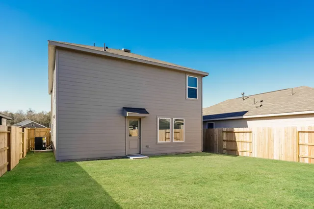 $1,895 | 18053 Trepito Avenue, New Caney, TX 77357