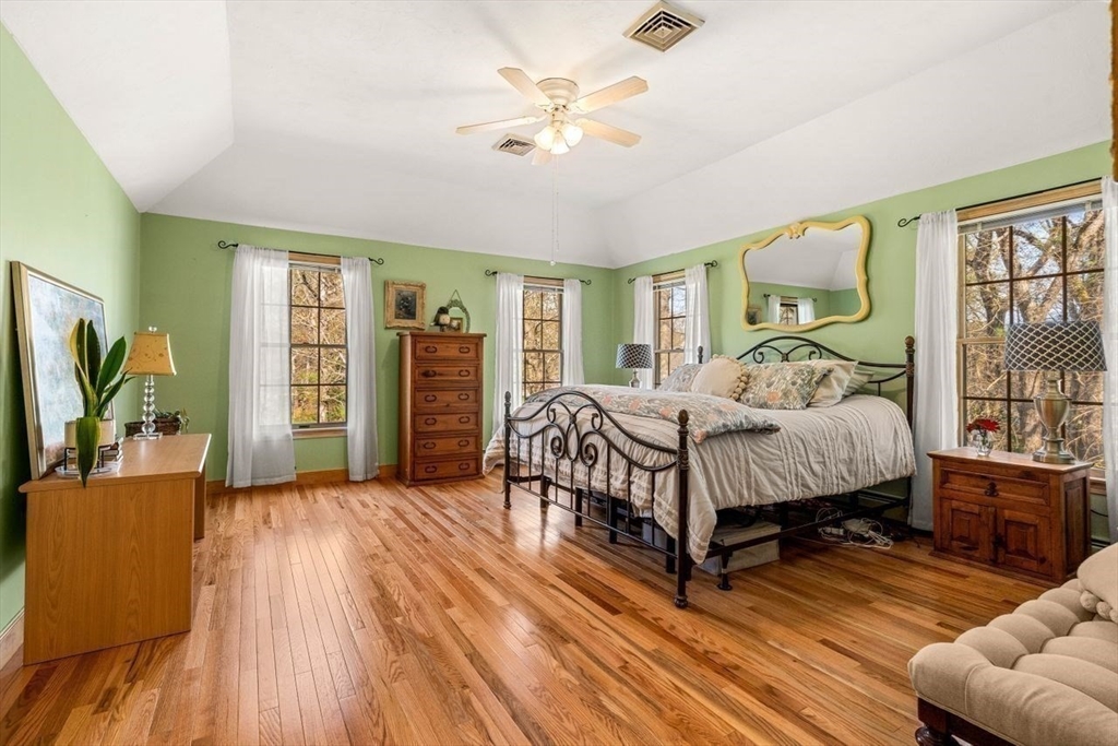 53 Spring Hill Road North Andover, MA 01845 - Photo 18 of 36 Gallery Image 18