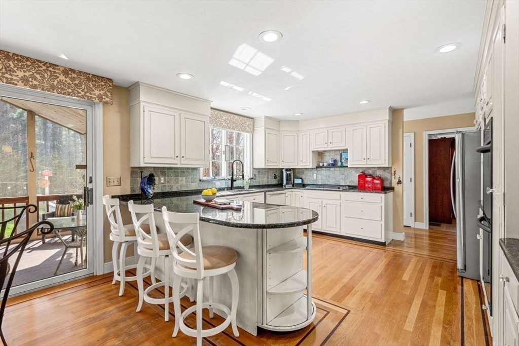 53 Spring Hill Road North Andover, MA 01845 - Photo 5 of 36 Gallery Image 5