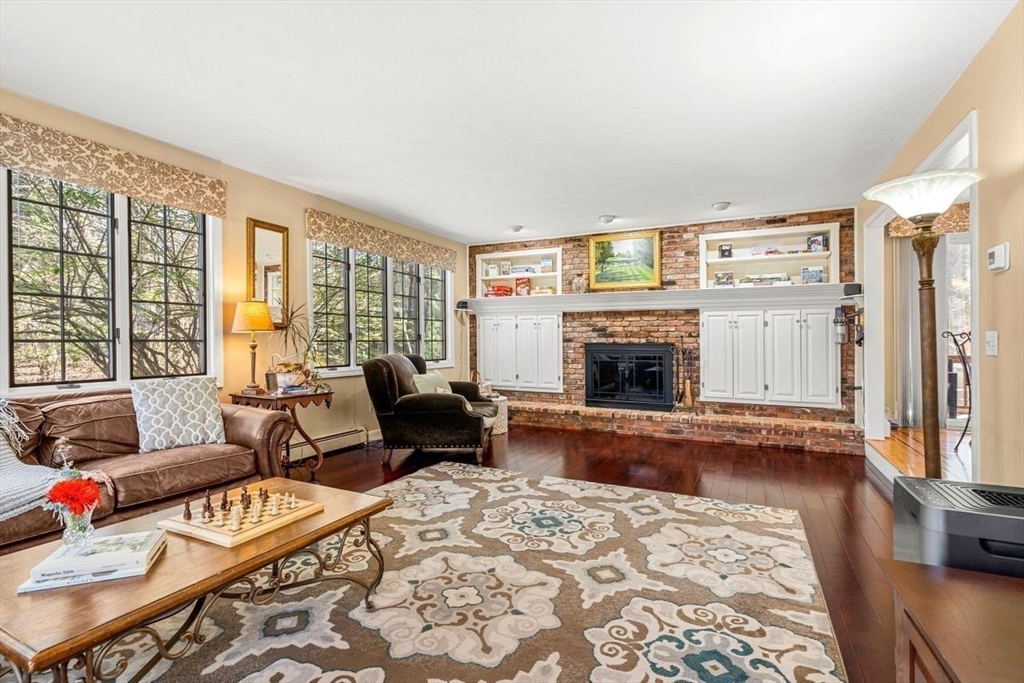 53 Spring Hill Road North Andover, MA 01845 - Photo 9 of 36 Gallery Image 9