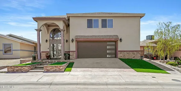 $2,850 | 329 Via Cumbre Linda Circle, Horizon City, TX 79928
