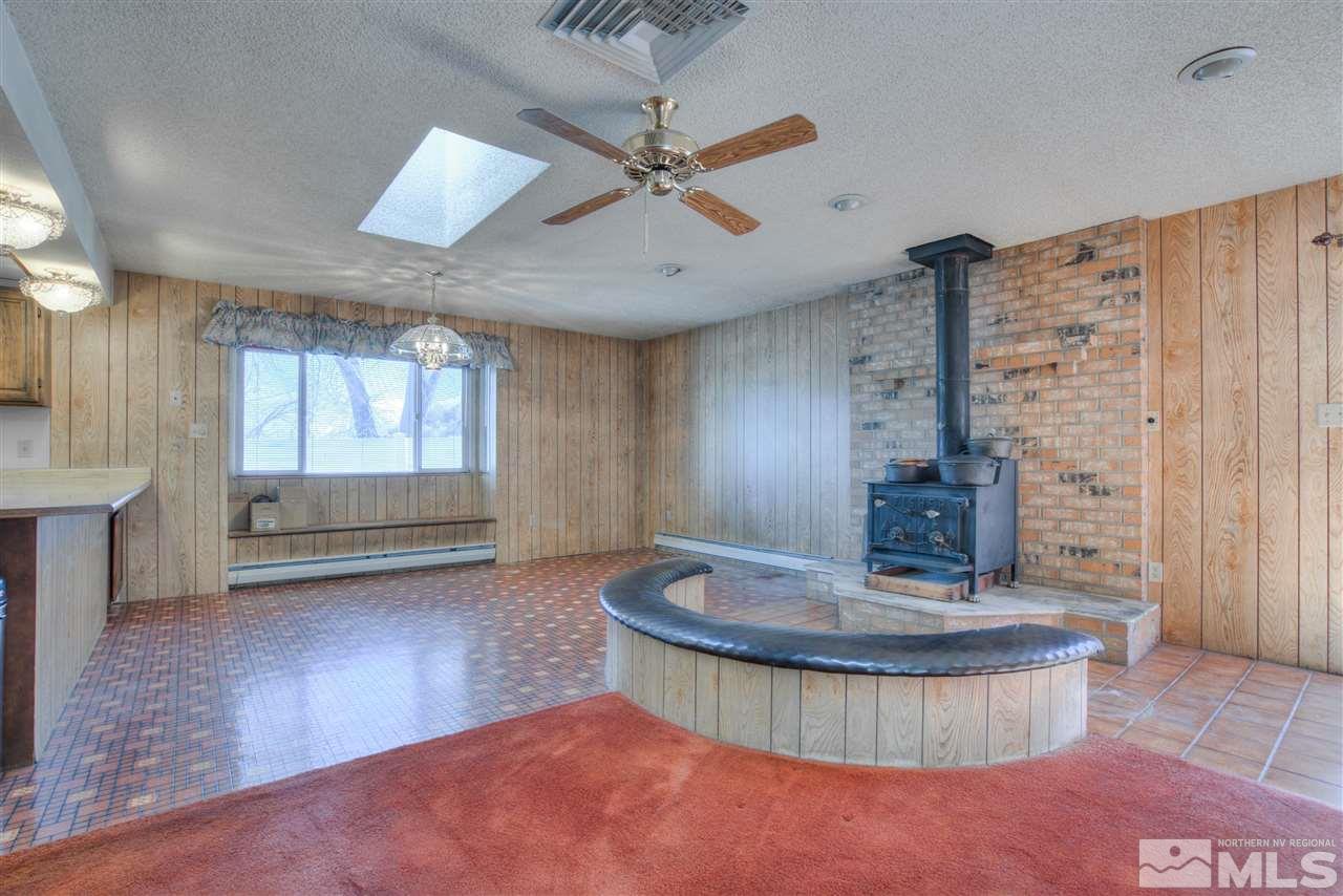 180 Wellington Way Reno, NV 89506 - Photo 8 of 31 Photo 8