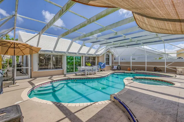 $849,500 | 2354 Saratoga Bay Drive, West Palm Beach, FL 33409
