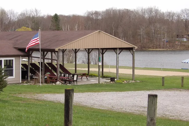 $2,900 | 23042 Miramichi Drive, Evart, MI 49631