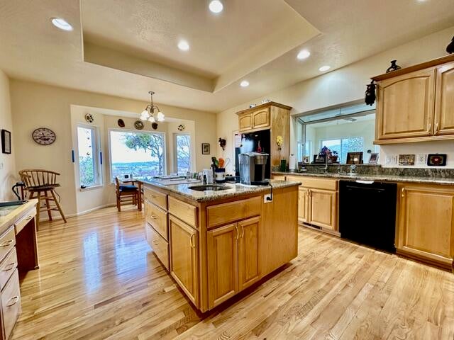 2944 Camp Baker Road Medford, OR 97501 - Photo 7 of 11 IMG_5660