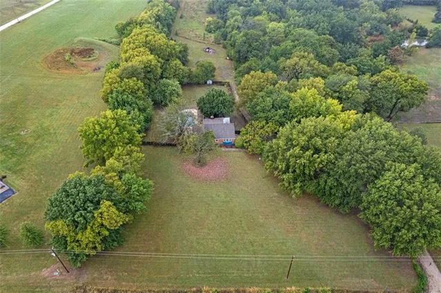 $485,000 | 8589 State D Highway, Napoleon, MO 64074