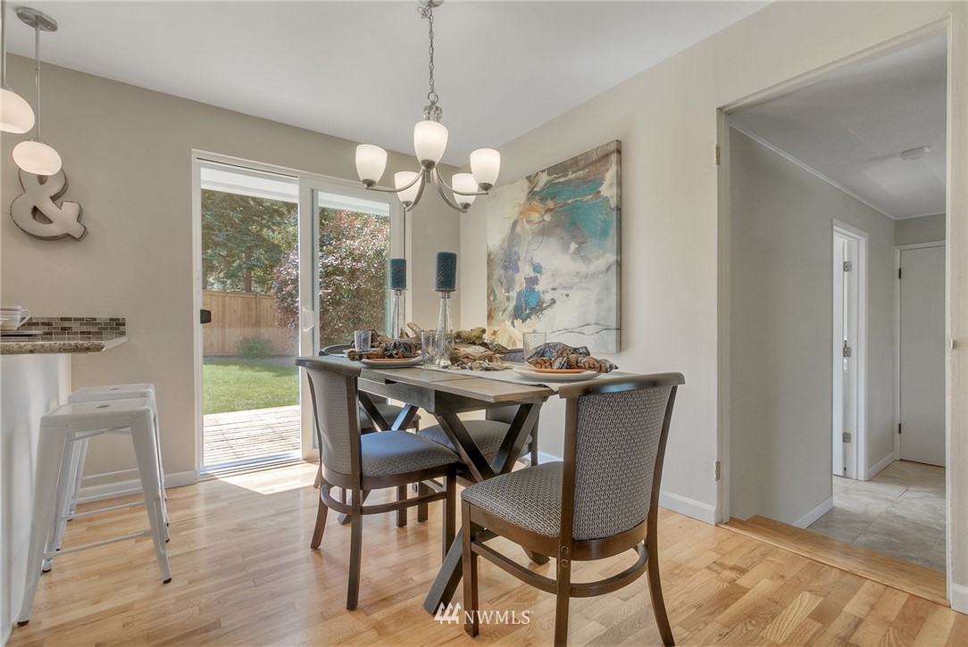 643 Southwest Normandy Road Normandy Park, WA 98166 - Photo 7 of 22