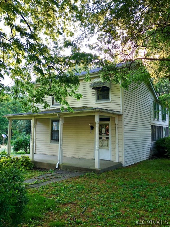 14152 Elletts Crossing Road Ashland, VA 23005 - Photo 2 of 10 Front/side