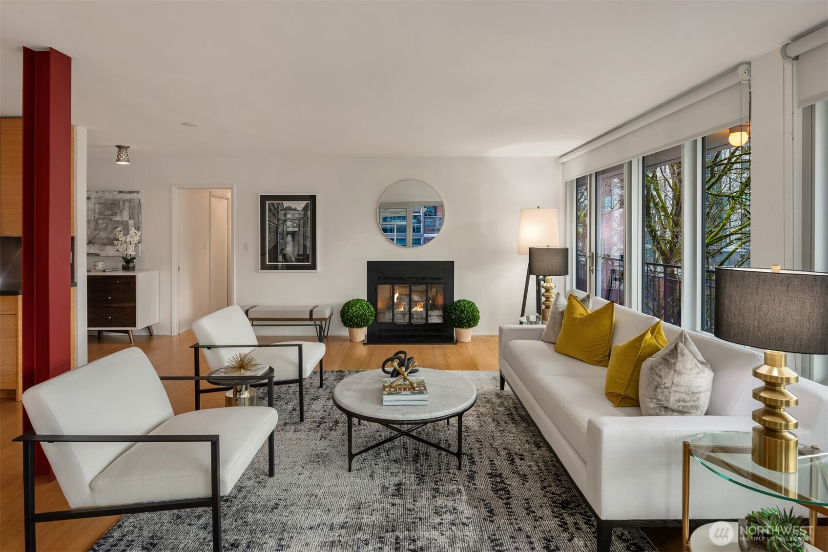 1000 Union Street, Unit PHA Seattle, WA 98101 - Photo 2 of 32