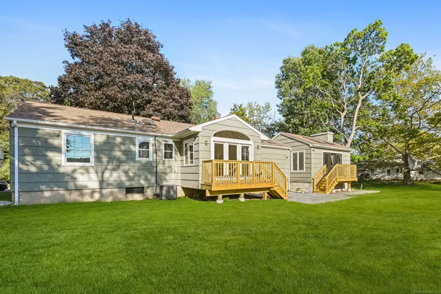 $8,000 | 8 Millard Street, Fairfield, CT 06824