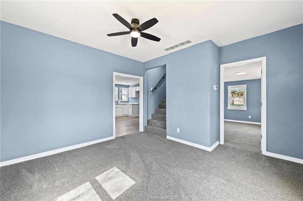 302 Wells Street Orrick, MO 64077 - Photo 6 of 23