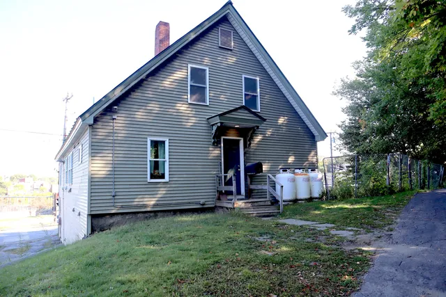 $550,000 | 1 Waterville Road, Skowhegan, ME 04976