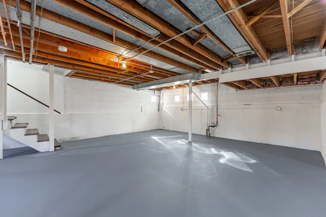 $419,000 | 4313 Elm Avenue, Lyons, IL 60534