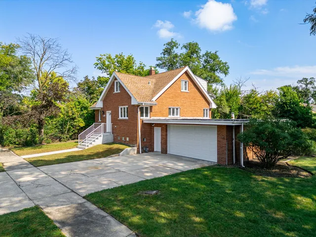 $419,000 | 4313 Elm Avenue, Lyons, IL 60534